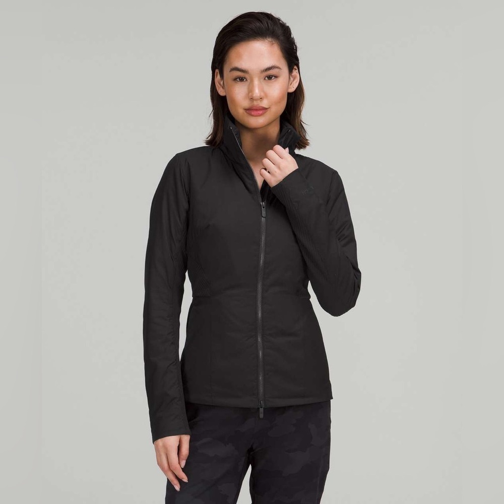 Lululemon SoftMatte Insulated Mid-Length Jacket in Black size 8